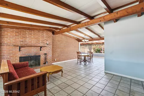 Living - 5951 Eli St, Tucson, AZ 85711 photo 4 of 4