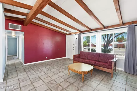 Living - 5951 Eli St, Tucson, AZ 85711 photo 2 of 4