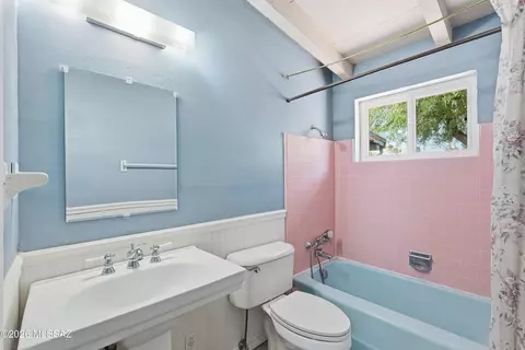 Bath - 5951 Eli St, Tucson, AZ 85711 photo 4 of 4