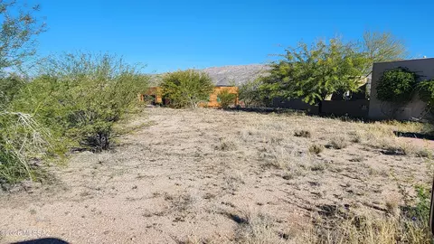 13915 E Langtry Ln, Tucson, AZ 85747