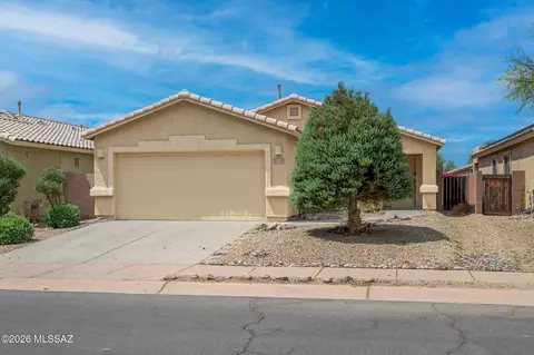 891 E Stronghold Canyon Ln, Sahuarita, AZ 85629