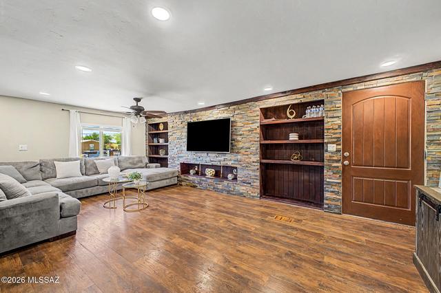 3243 E Milton Rd, Tucson, AZ 85706
