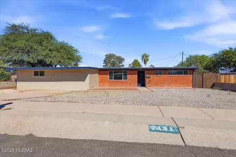 7431 E Calle Cuernavaca, Tucson, AZ 85710