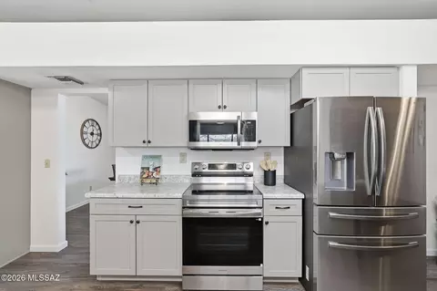 Kitchen - 8812 E Mcclellan St, Tucson, AZ 85710 photo 2 of 6