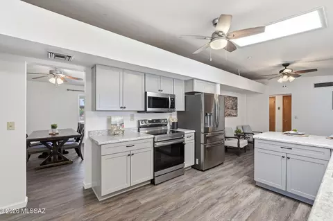 Kitchen - 8812 E Mcclellan St, Tucson, AZ 85710 photo 1 of 6