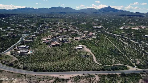 6097 N Silverbell Rd, Tucson, AZ 85743
