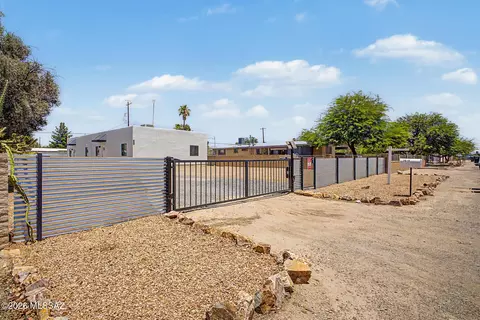 3619 E Felix Blvd, Tucson, AZ 85706