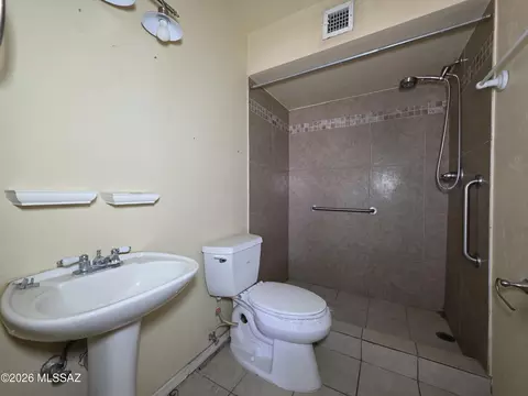 9441 E 5th St, Tucson, AZ 85710 photo 32