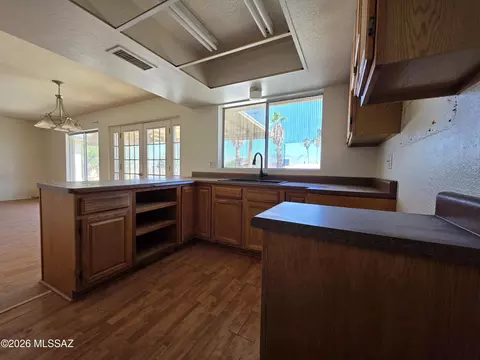 9441 E 5th St, Tucson, AZ 85710 photo 21