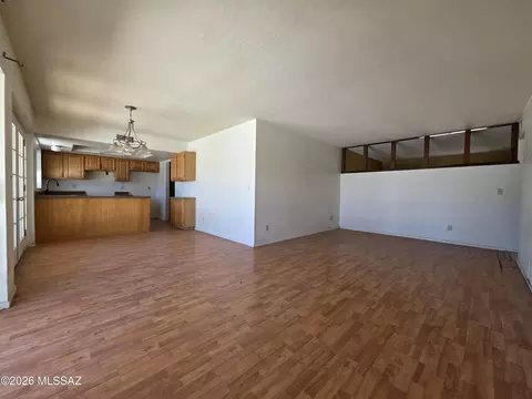 9441 E 5th St, Tucson, AZ 85710 photo 2