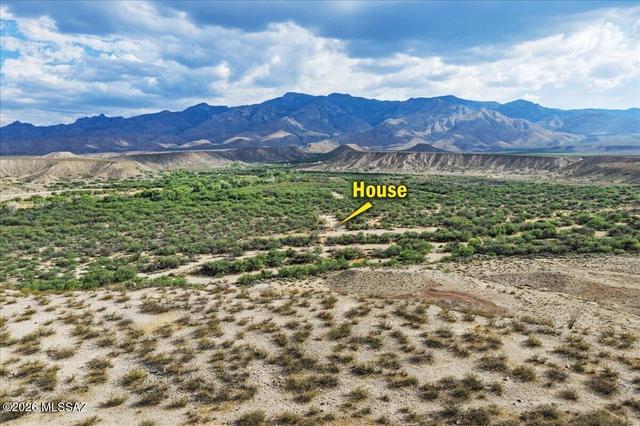 8828 W Miles A Way, Pima, AZ 85543