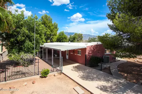16682 N Ave Del Lasso, Tucson, AZ 85739