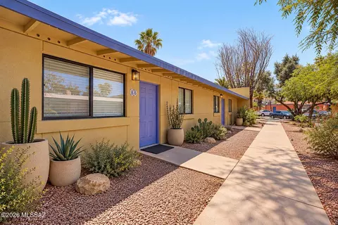 350 N Silverbell Rd #86, Tucson, AZ 85745