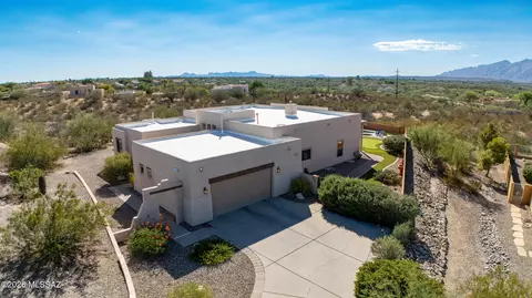 985 N Arizona Estates Loop, Tucson, AZ 85748