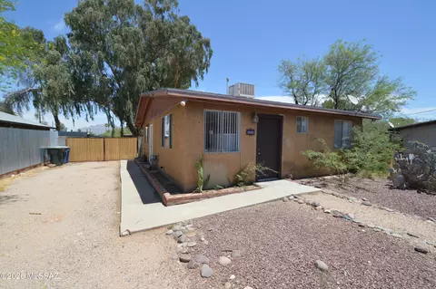2633 E Silver St, Tucson, AZ 85716