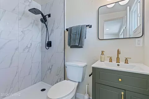 Bath - 5933 E 34th St, Tucson, AZ 85711 photo 1 of 2
