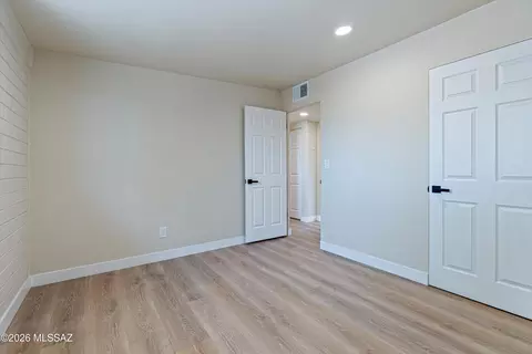 Bedroom - 5933 E 34th St, Tucson, AZ 85711 photo 6 of 7