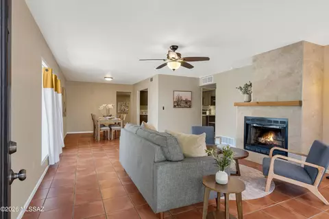 Living - 5338 E 2nd St, Tucson, AZ 85711 photo 2 of 4