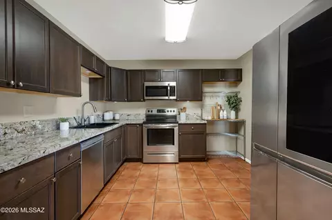Kitchen - 5338 E 2nd St, Tucson, AZ 85711 photo 1 of 4
