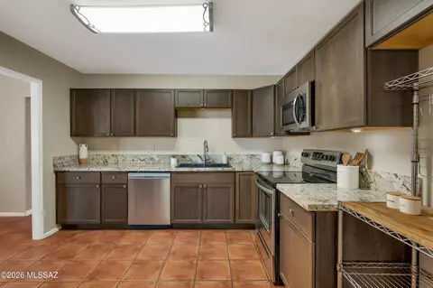 Kitchen - 5338 E 2nd St, Tucson, AZ 85711 photo 2 of 4