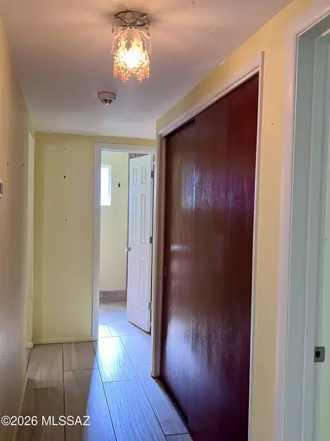 Entry Way - 4540 E 8th St, Tucson, AZ 85711 photo 2 of 2