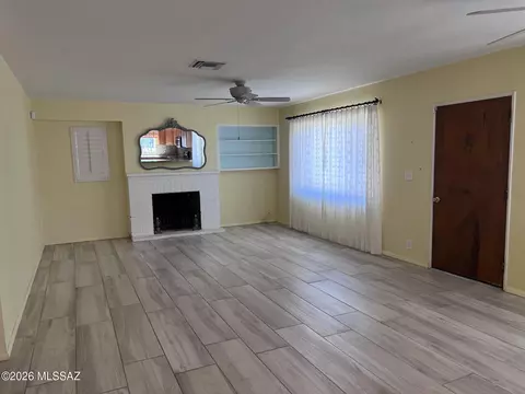 Living - 4540 E 8th St, Tucson, AZ 85711 photo 1 of 7