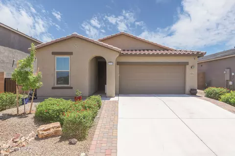 7771 S Wolf Creek Dr, Tucson, AZ 85757