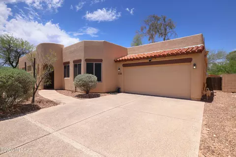 3723 N Bay Horse Loop, Tucson, AZ 85719