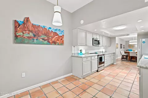 8564 N Candlewood Loop, Tucson, AZ 85704 photo 23