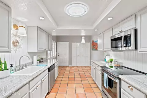 8564 N Candlewood Loop, Tucson, AZ 85704 photo 18