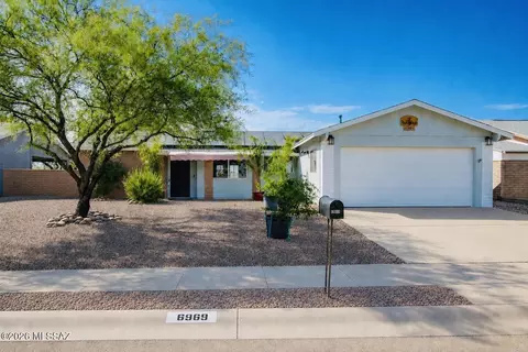 6969 N Northlight Dr, Tucson, AZ 85741