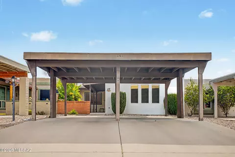 241 N Cactus Loop, Green Valley, AZ 85614