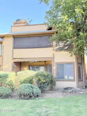 1679 W Midvale Village Dr #247, Tucson, AZ 85746