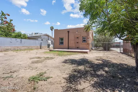 827 E 10th St, Tucson, AZ 85719 photo 24