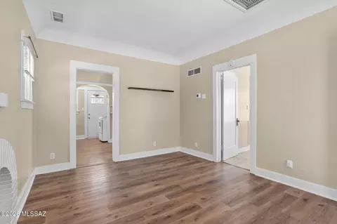 827 E 10th St, Tucson, AZ 85719 photo 5