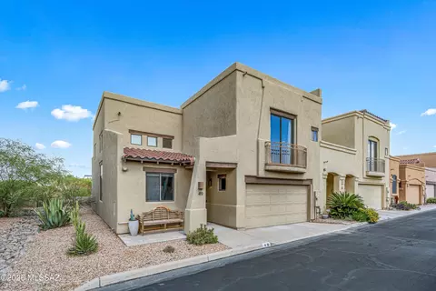 49 S Crown Plz, Vail, AZ 85641