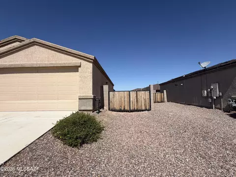 Exterior - 7112 S Victor Dr, Tucson, AZ 85757 photo 4 of 16