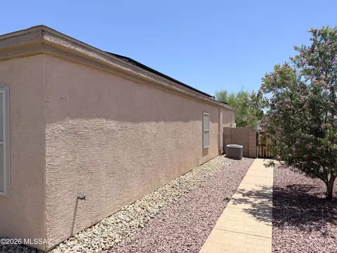 Exterior - 7112 S Victor Dr, Tucson, AZ 85757 photo 15 of 16