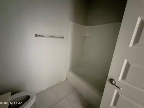 Bath - 7112 S Victor Dr, Tucson, AZ 85757 photo 2 of 3