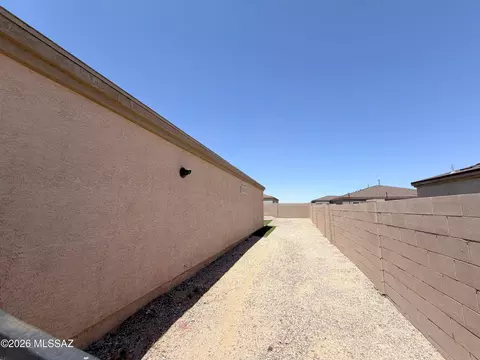 Entry Way - 7112 S Victor Dr, Tucson, AZ 85757 photo 1 of 1