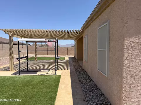 Exterior - 7112 S Victor Dr, Tucson, AZ 85757 photo 9 of 16
