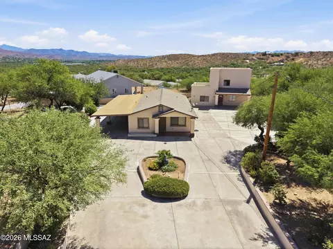 983 Matas Ct, Rio Rico, AZ 85648