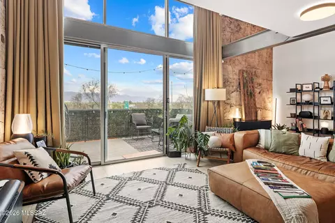 1001 E 17th St #210, Tucson, AZ 85719