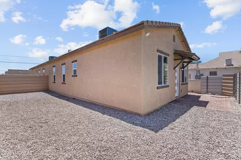 Exterior - 236 E 23rd St, Tucson, AZ 85713 photo 1 of 1