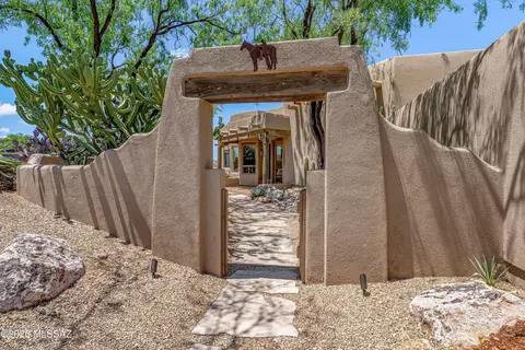 10785 N Rocky Slope Pl N, Tucson, AZ 85737