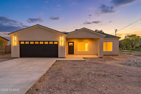 1708 Camino Rivera, Rio Rico, AZ 85648