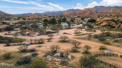 4190 E Dragoon Rd, Dragoon, AZ 85609 photo 2