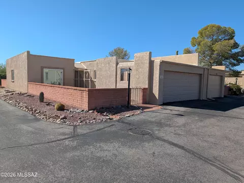 1424 N Rio Sonora, Green Valley, AZ 85614