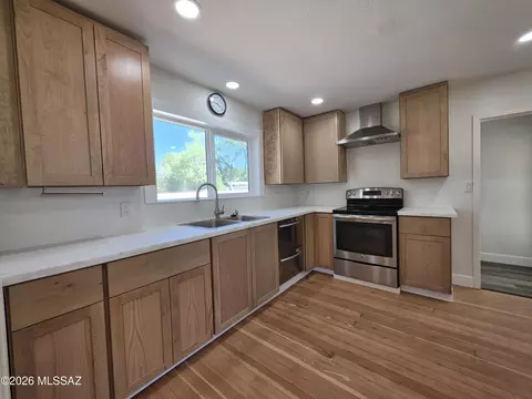 Kitchen - 193 E 6th St, Benson, AZ 85602 photo 3 of 4