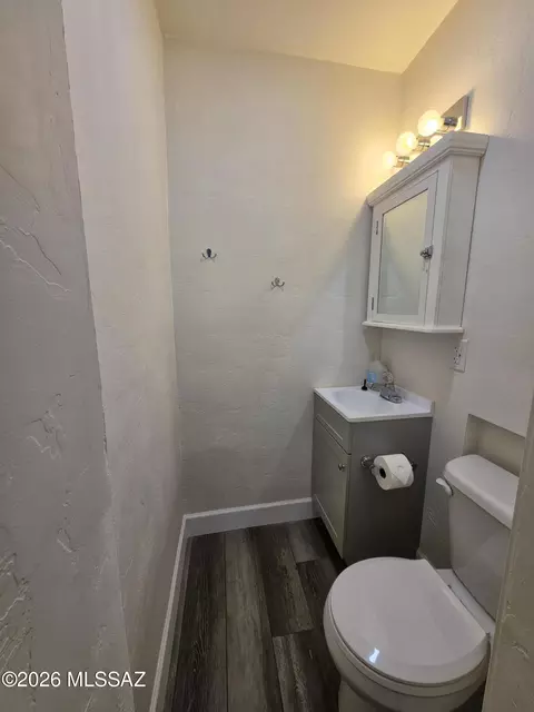 Bath - 193 E 6th St, Benson, AZ 85602 photo 2 of 3